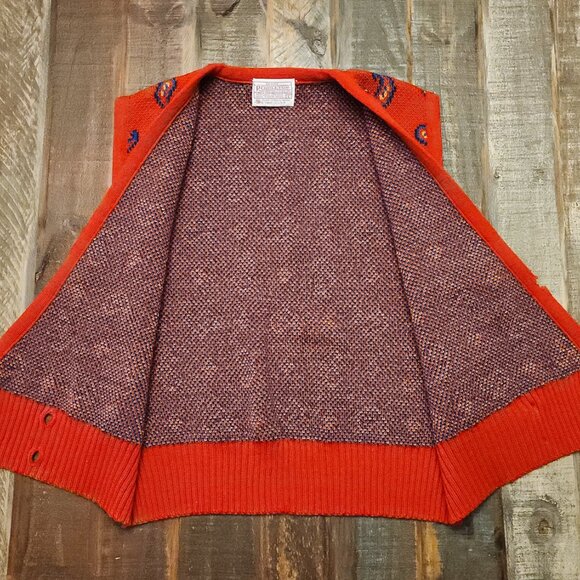 VINTAGE WOMENS PENDLETON CARDIGAN SWEATER VEST WITH PAISLEY PATTERN - Picture 4 of 9